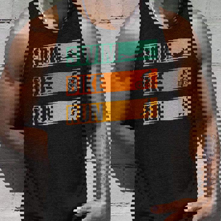 スイム・バイク・ラン トライアスロン選手 アスリート スポーツ トライアスロン タンクトップ 彼への贈り物