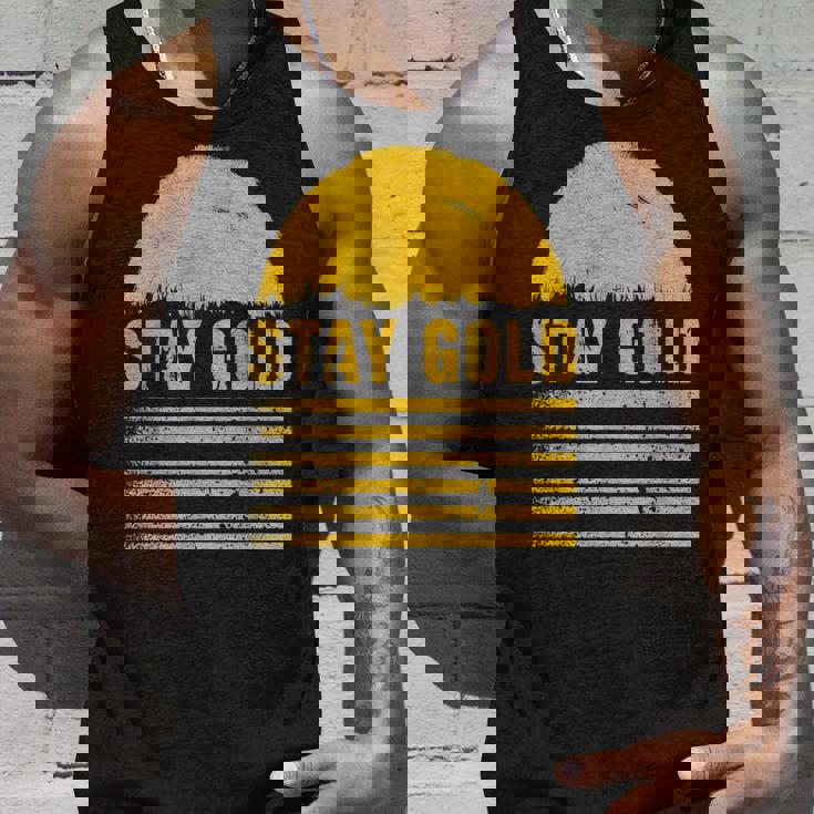 ステイゴールド 太陽 レトロ風 ストライプ 力強さ タンクトップ 彼への贈り物