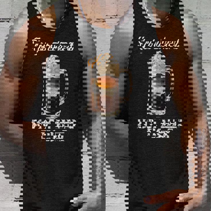 ソーダ愛好家のためのかわいいルートビアフロート格言 タンクトップ 彼への贈り物