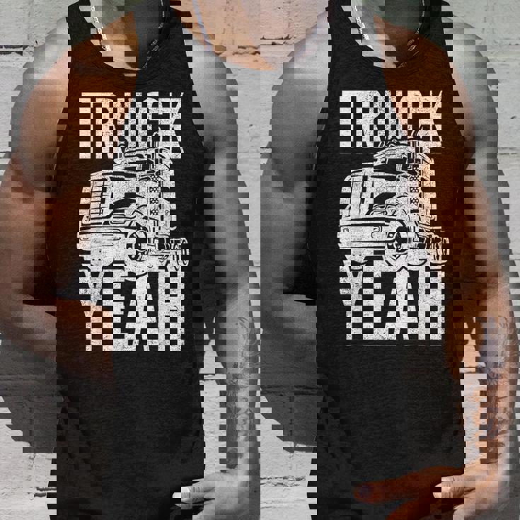 トラッカー 18輪トラック イェーピンク タンクトップ 彼への贈り物