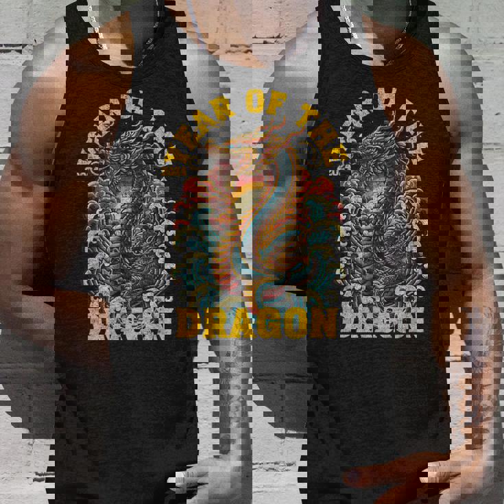 ドラゴンの年2024明けましておめでとうございます漢字 タンクトップ 彼への贈り物