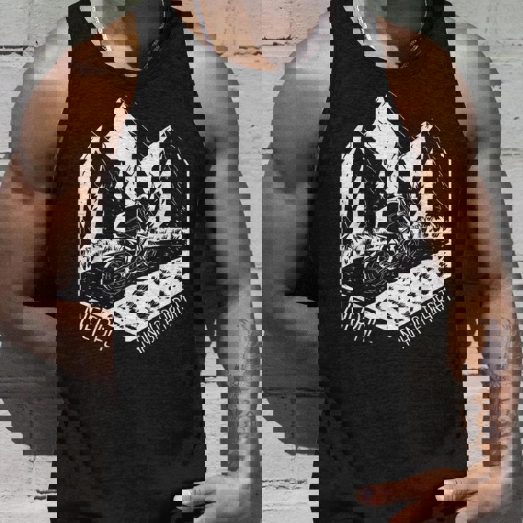 ナンガ パルバット トレイル マウンテンバイク ネイチャー ハイキング ネパール ツーリスト タンクトップ 彼への贈り物