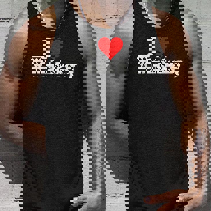 ハートウイスキーウイスキーが大好き タンクトップ 彼への贈り物