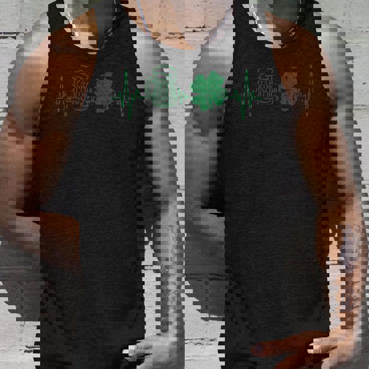 ハートビート 聖パトリックの日 レトロ タンクトップ 彼への贈り物