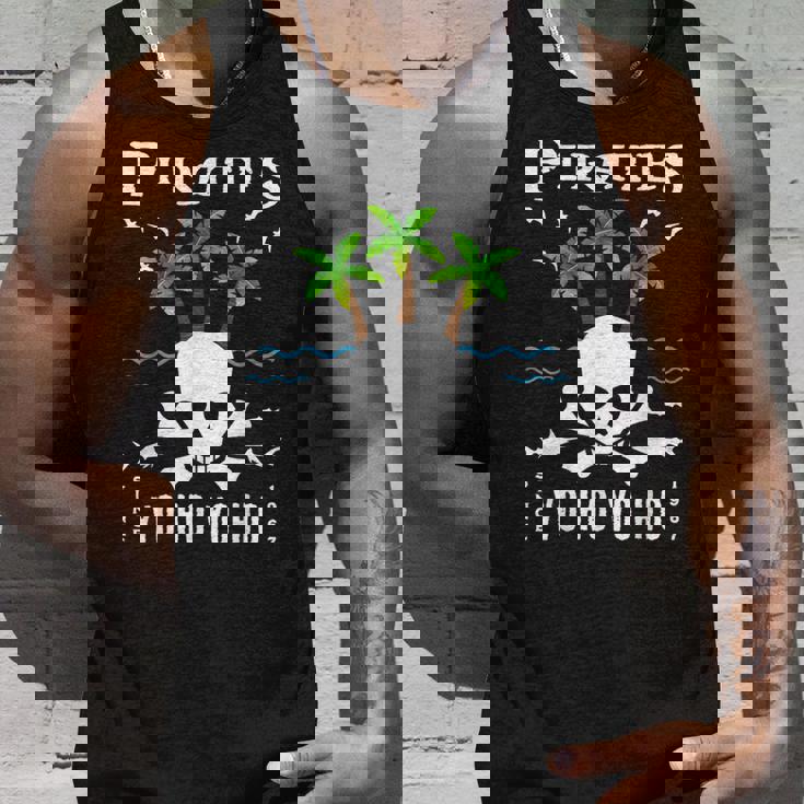 パイレーツ、カリビアン、ヨー・ホー・ヨー・ホ、スカル、テーマパーク、ライド タンクトップ 彼への贈り物