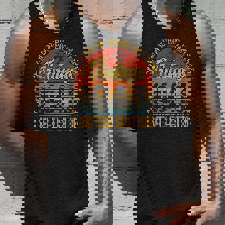 ビンテージ 83 誕生日デコレーション メンズ 83歳 1943 83歳の誕生日 タンクトップ 彼への贈り物