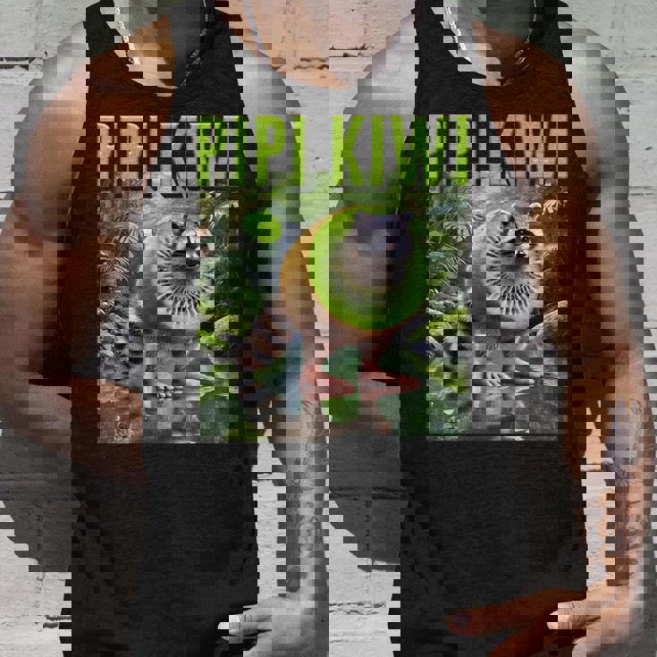 ピピ キウイ アライグマ Ai モンスター イタリアン ブレイン ロット ボーイ ミーム ジョーク タンクトップ 彼への贈り物