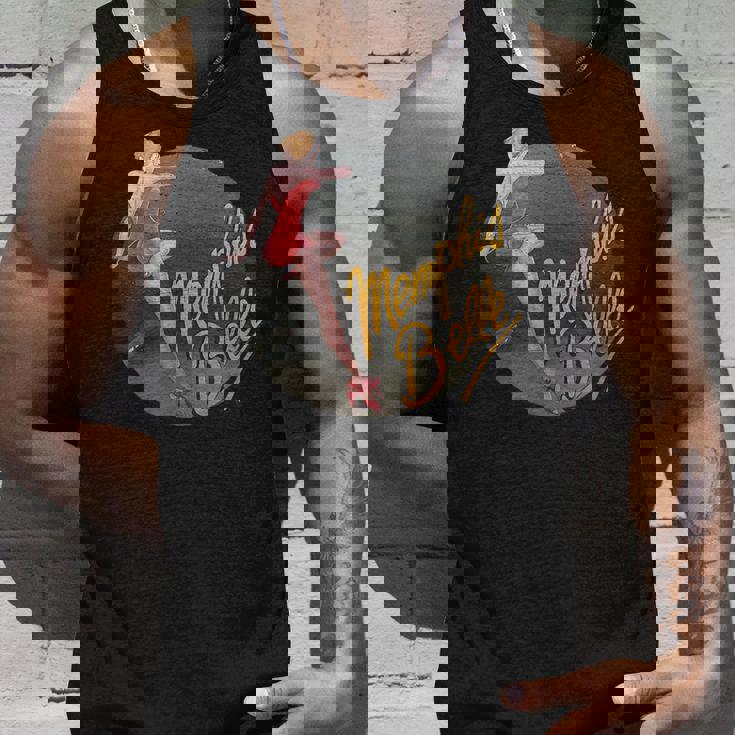 ピンナップガールww2 B-17フライングフォートレスメンフィス・ベル タンクトップ 彼への贈り物