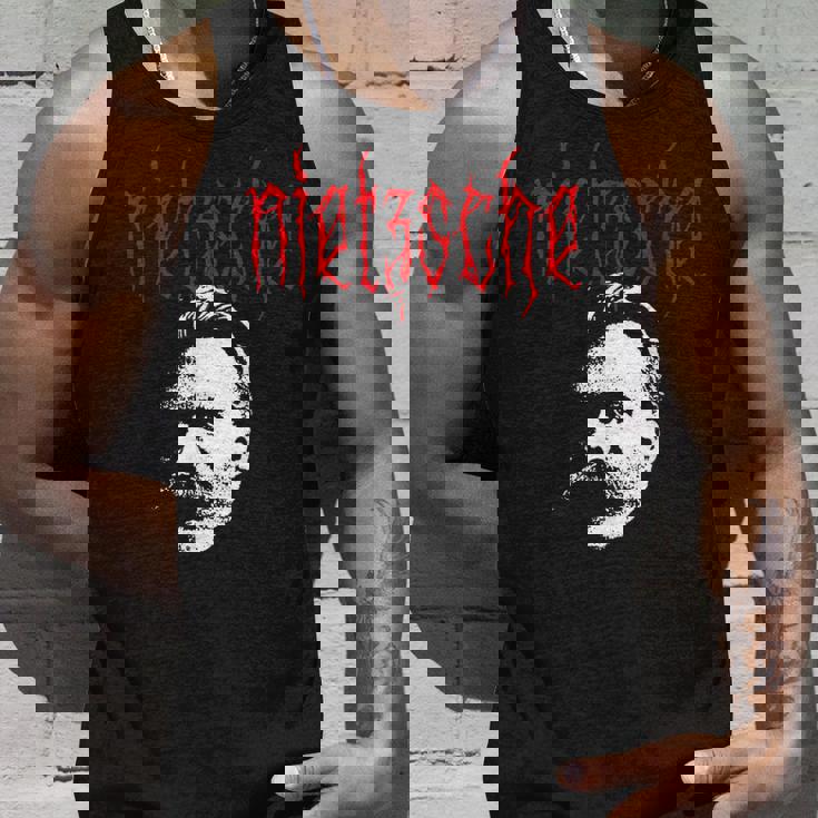 フリードリヒ・ニーチェ-金属の哲学者の設計 タンクトップ 彼への贈り物