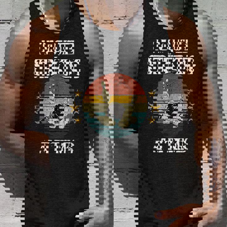 ボウリング私はかなり印象的です面白いビンテージボウラーダジャレ タンクトップ 彼への贈り物