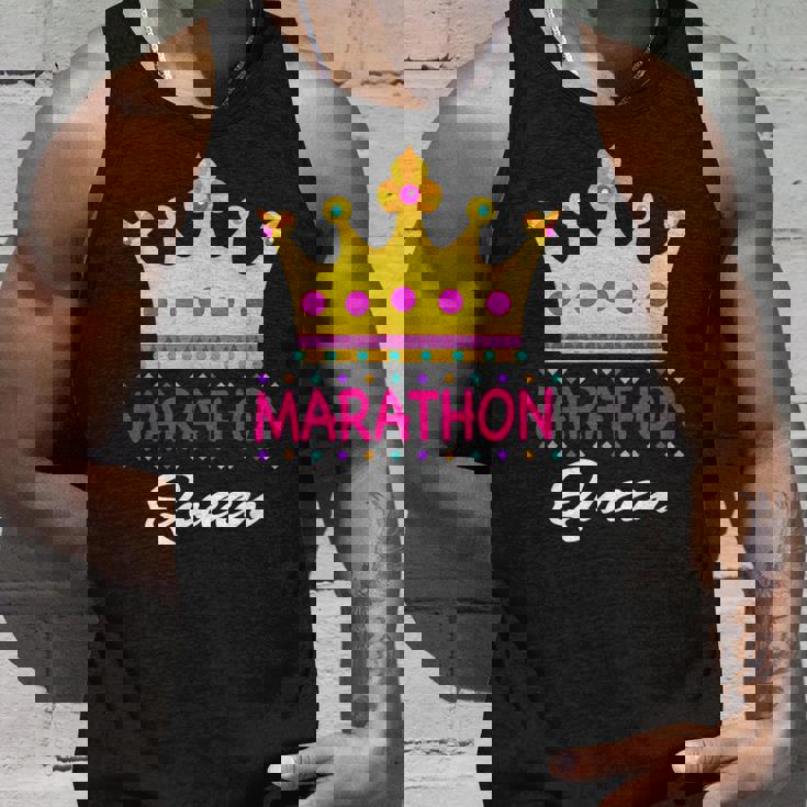 マラソン クイーン ランナー ランニング マラソン 好き 面白い タンクトップ 彼への贈り物