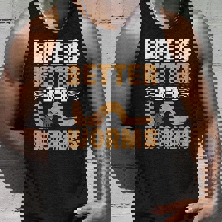 ミミズがいると人生はより良くなる ミミズの養殖 ミミズ ファーマー タンクトップ 彼への贈り物