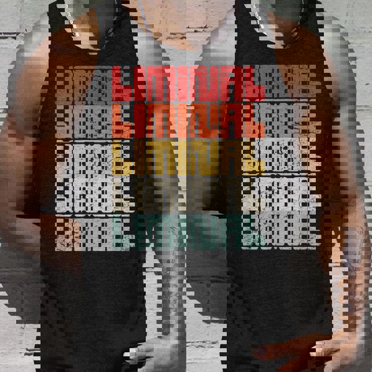 リミナルスペース インターネットミーム リミナルスペース タンクトップ 彼への贈り物