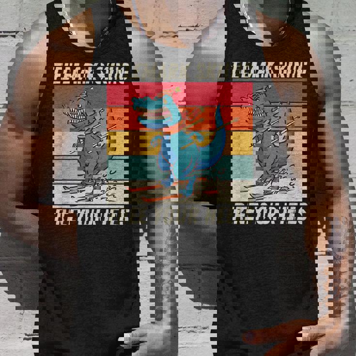 レトロ かわいい 漫画 恐竜 スキーヤー テレマーク スキー タンクトップ 彼への贈り物