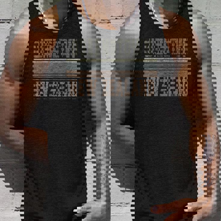 レトロ クイーンズタウン ニュージーランド タンクトップ 彼への贈り物