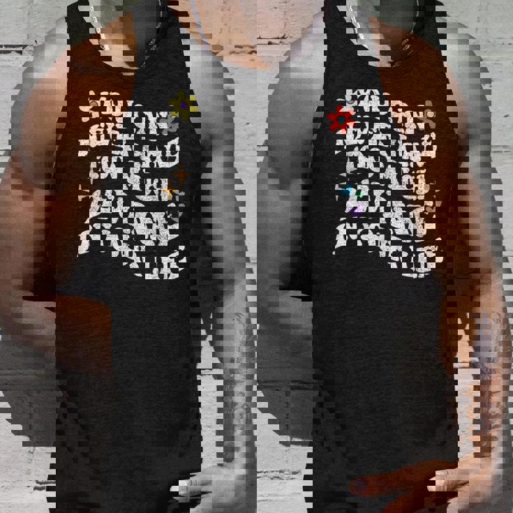 レトログルーヴィーなあなたは、決してあなたの中にあまりにも多くのデヴィンを持つことはできません タンクトップ 彼への贈り物