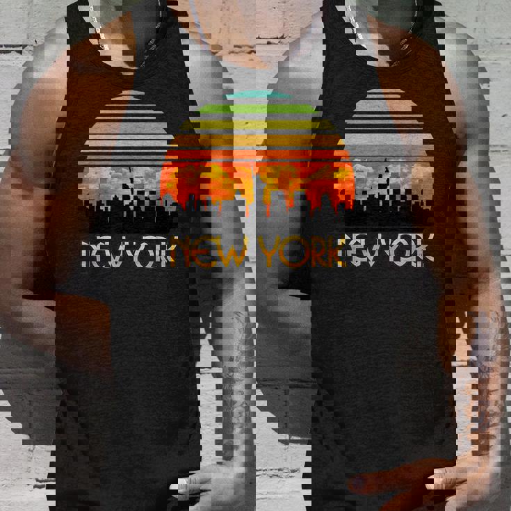 ヴィンテージ レトロ サンセット ダウンタウン ニューヨーク スカイライン タンクトップ 彼への贈り物