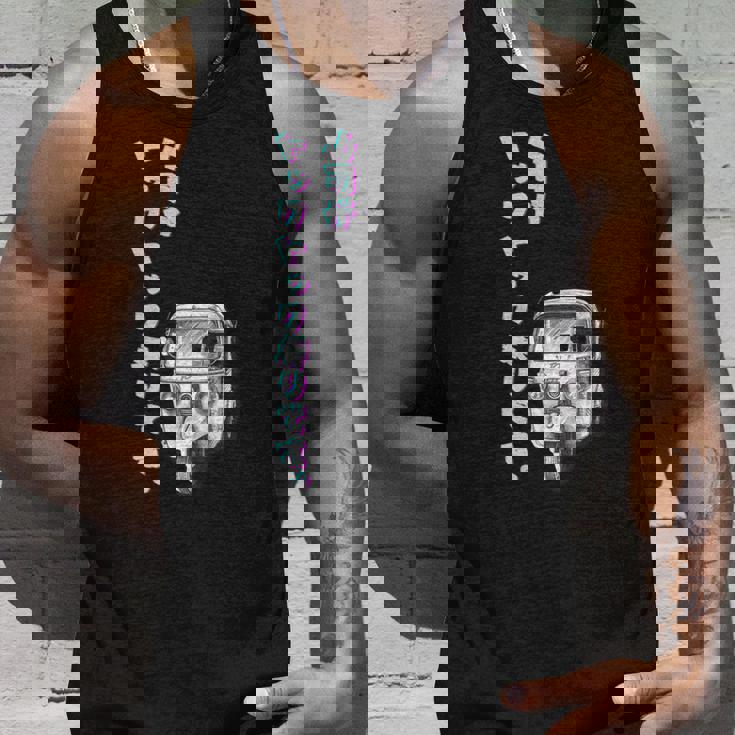 上司がトゥクトゥク乗りです ユーモアデザイン タンクトップ 彼への贈り物