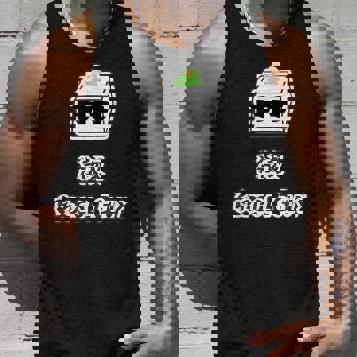 冷奴 Cool Guy クールガイ（おかしな日本語）間違い 英語 豆腐 キャラ 【変なデザイン屋さん】面白い ギャグ タンクトップ 彼への贈り物