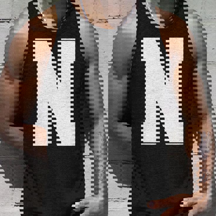 大文字nアルファベットモノグラムイニシャル タンクトップ 彼への贈り物