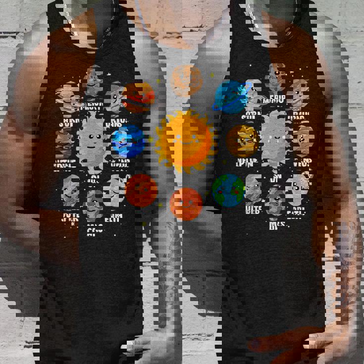 太陽系 9つの惑星 かわいい惑星 恋人 宇宙 天文学 タンクトップ 彼への贈り物