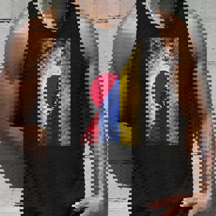 日本ベネズエラ国旗 日本のベネズエラ。 タンクトップ 彼への贈り物