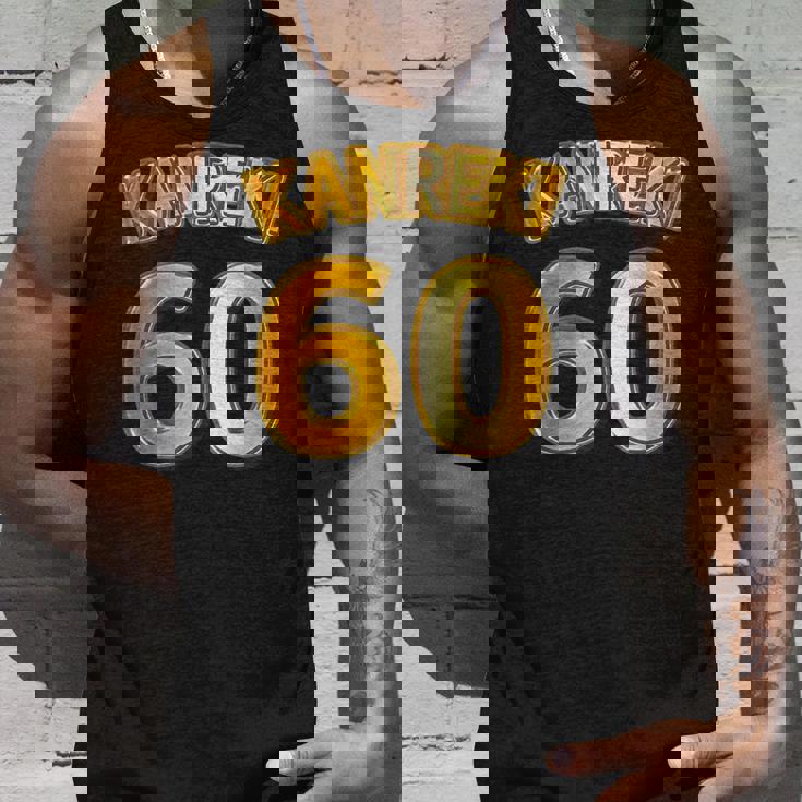 還暦 六十歳 60才 祝 Kanreki（ユニフォーム風）【フェイク 金プレート風 文字】誕生日 面白 タンクトップ 彼への贈り物