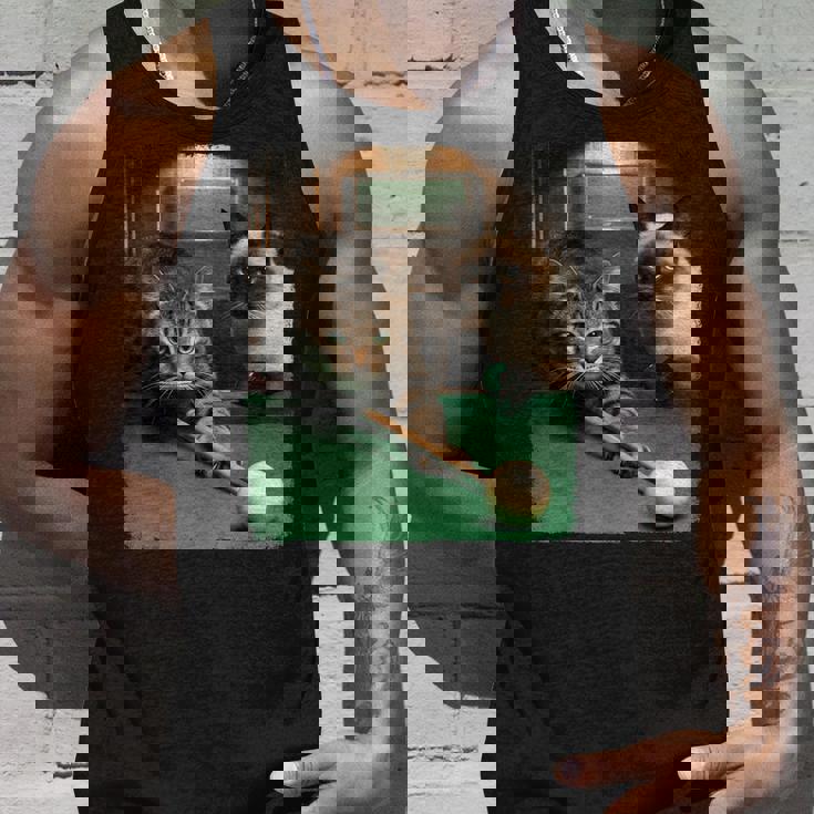 面白い猫 子猫 プールゲーム ビリヤード愛好家 アートデザイン タンクトップ 彼への贈り物