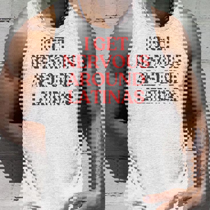 I Get Nervous Around Latinas Y2k Aesthetic Trendy タンクトップ 彼への贈り物