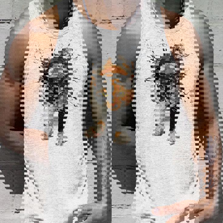 その壁を打ち破れ 三毛猫 福猫 面白 タンクトップ 彼への贈り物