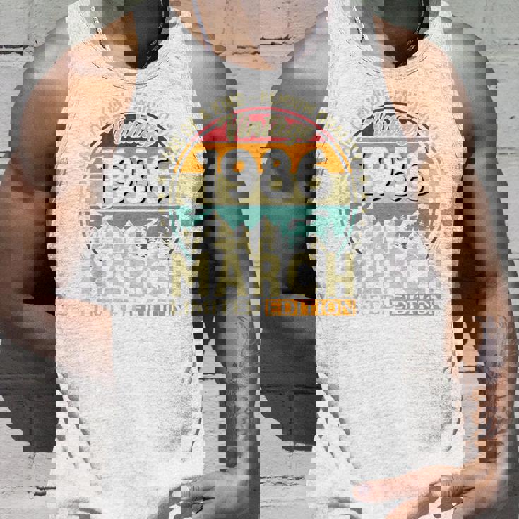 ヴィンテージカー 1986 年3月 40 歳の誕生日 1986 年のクラシックカー タンクトップ 彼への贈り物