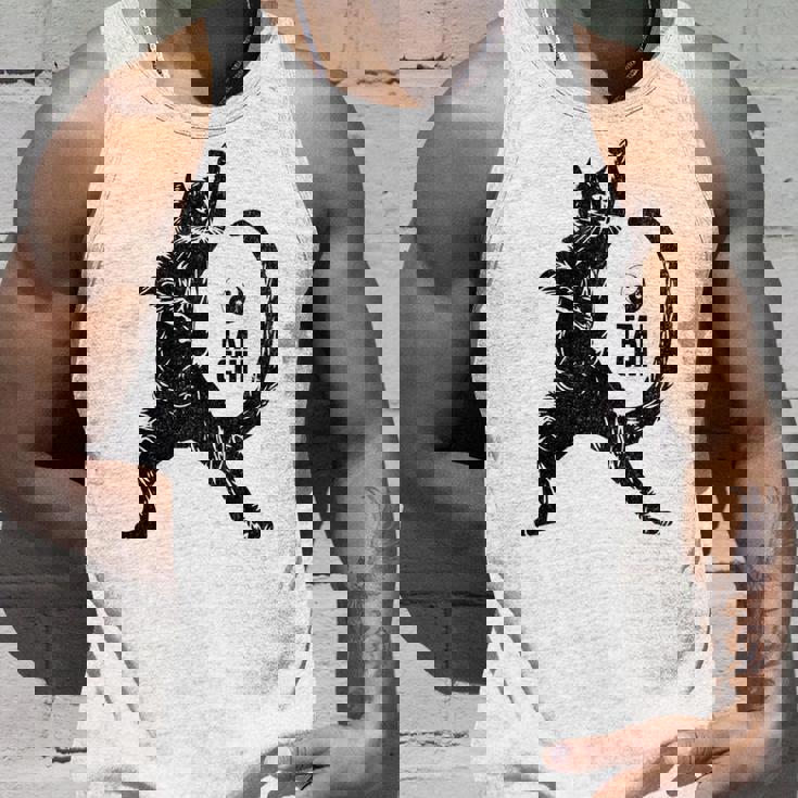 太極拳の練習をしている陽気な猫 陰陽 長袖tシャツ タンクトップ 彼への贈り物