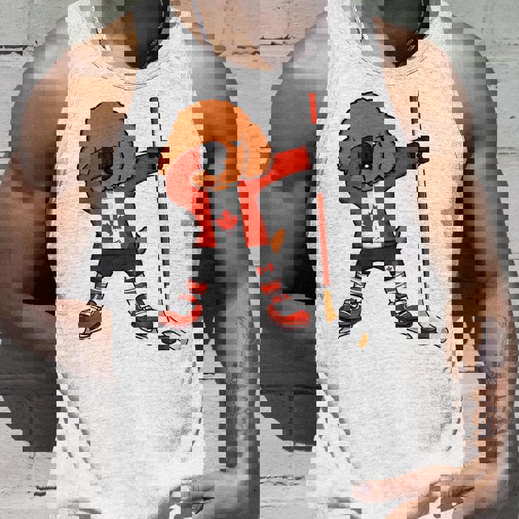 愉快なダビングプードル カナダ アイスホッケーファン ウィンタースポーツ タンクトップ 彼への贈り物