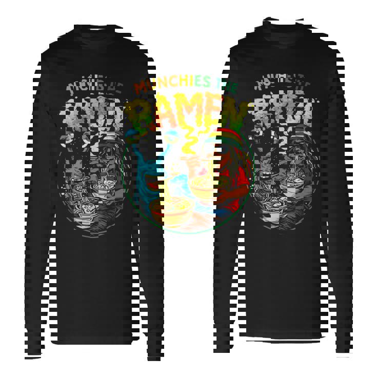 Munchies ラーメンを食べるエイリアン ドレッドヘアアート 長袖Tシャツ