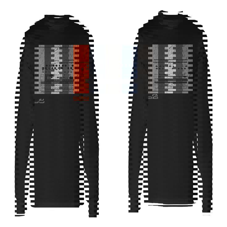 アナログ ドラム マシン レトロ シンセ ヴィンテージ 909 長袖Tシャツ