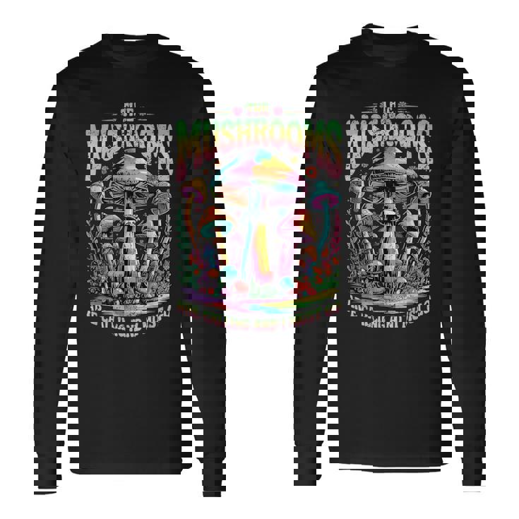 キノコはカラフルなサイケデリックな森の風景を呼んでいます。 長袖Tシャツ