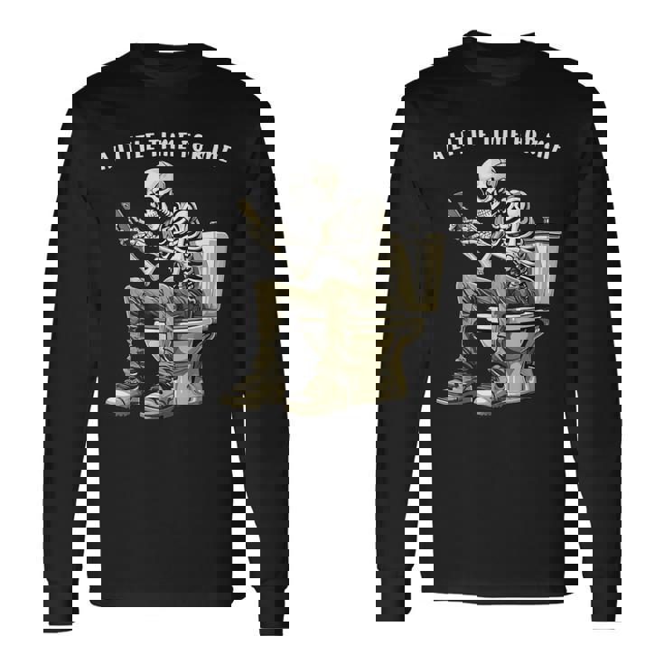 スマートフォン付きトイレのスケルトン ゴシックユーモア 長袖Tシャツ