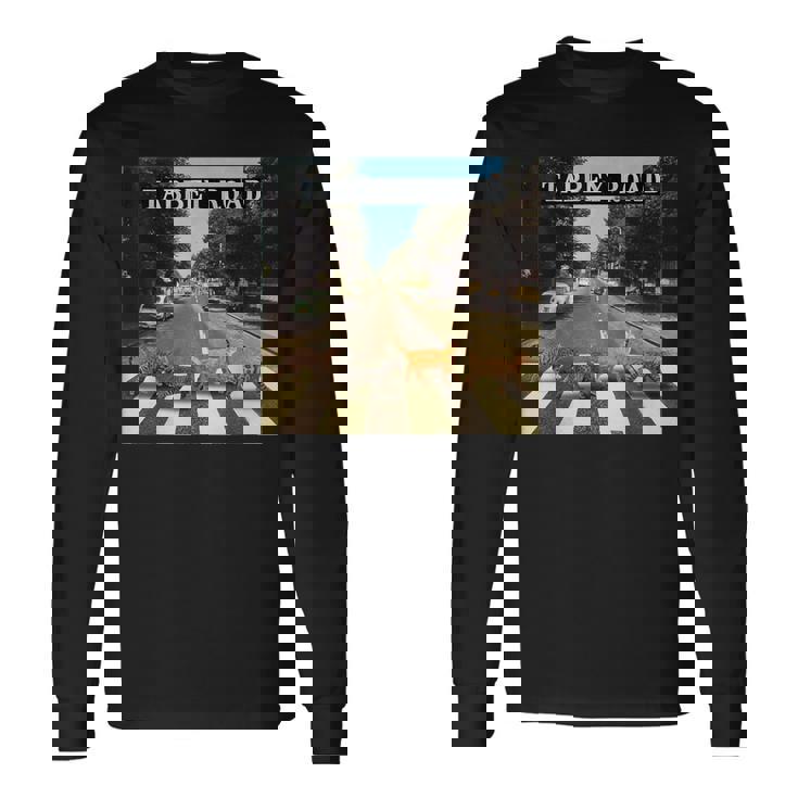 タビーロードクールタビーキャッツクロッシング 長袖Tシャツ ギフトのアイデア