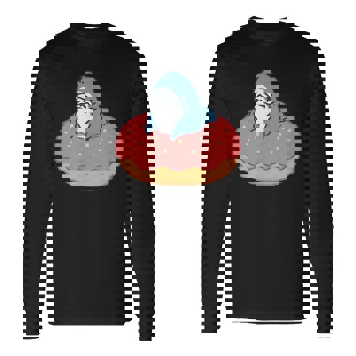 ドーナツに喰われるサメ さめ かわいい ゆるい イラスト シュール おもしろ 鮫 シャーク 長袖Tシャツ