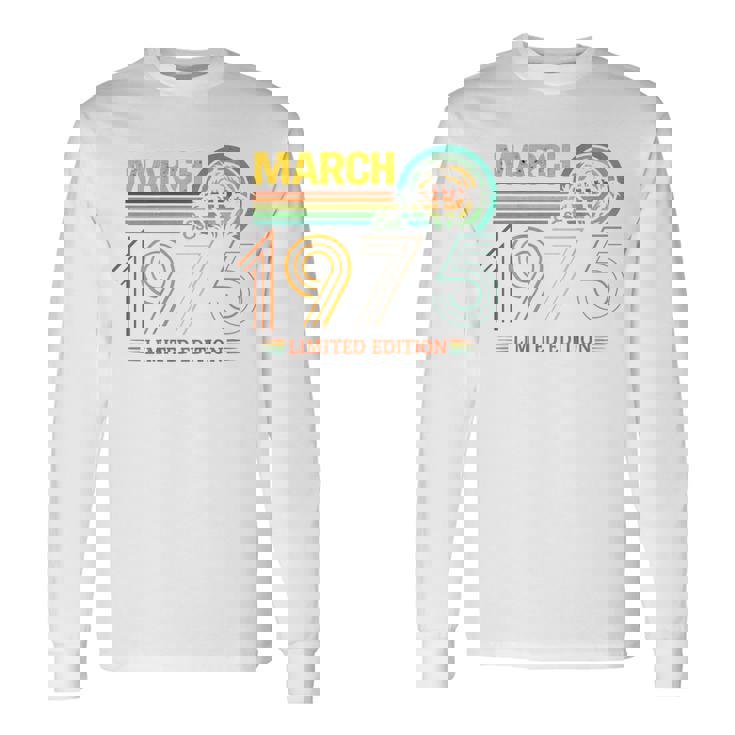 On Back- 1975年3月の誕生日 限定版 ヴィンテージ 51歳 長袖Tシャツ