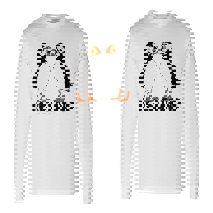 アイスランドのキュートなパフィン2個 長袖Tシャツ