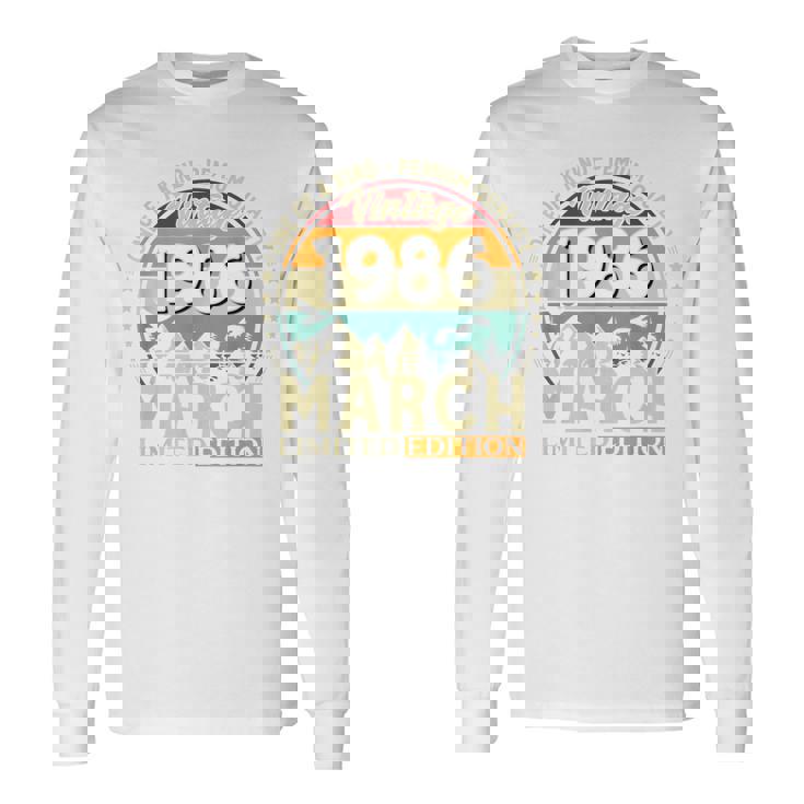 ヴィンテージカー 1986 年3月 40 歳の誕生日 1986 年のクラシックカー 長袖Tシャツ