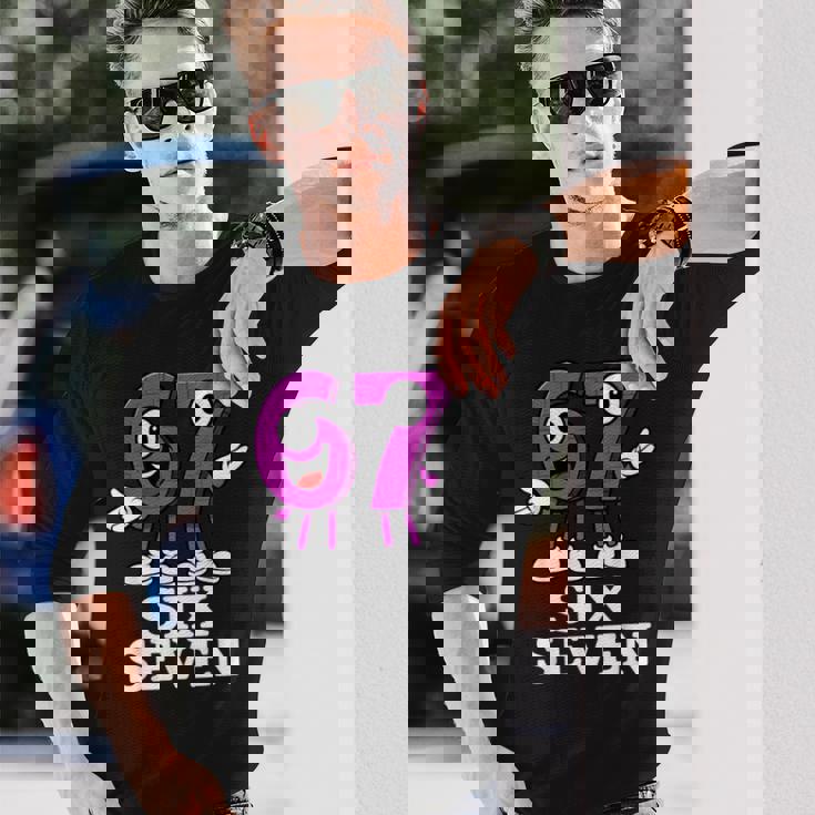 67 シックスセブン 6-7 面白いイタリアンブレインロットゲームスラングミーム 長袖Tシャツ 彼への贈り物