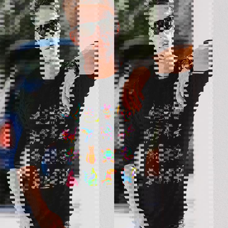 Alebrijes 動物 生き物 メキシコ 民芸品 ヒスパニック系遺産 長袖tシャツ 長袖Tシャツ 彼への贈り物