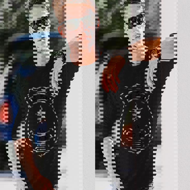 Distressed Defend The Police バッジ 1103 長袖Tシャツ 彼への贈り物