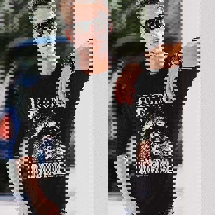 Raccoon Become Ungovernable Raccoon 長袖Tシャツ 彼への贈り物