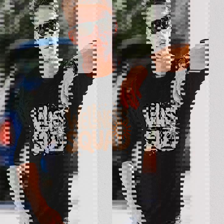 Happy Wellnessquad フィットネス Ot ナースキャンプ Pta PE ジム 部族 長袖Tシャツ 彼への贈り物