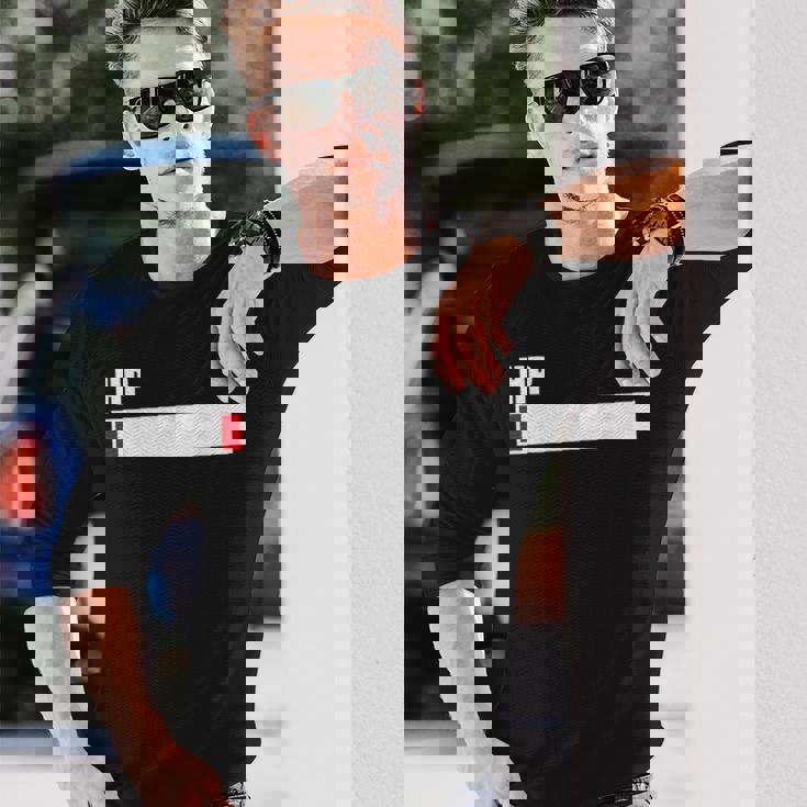 Hpが残りわずか 体力がない 限界 おもしろ ユーモア ゲーム Hpバー 黒 他カラー メンズ レディース 大きいサイズ 長袖Tシャツ 彼への贈り物