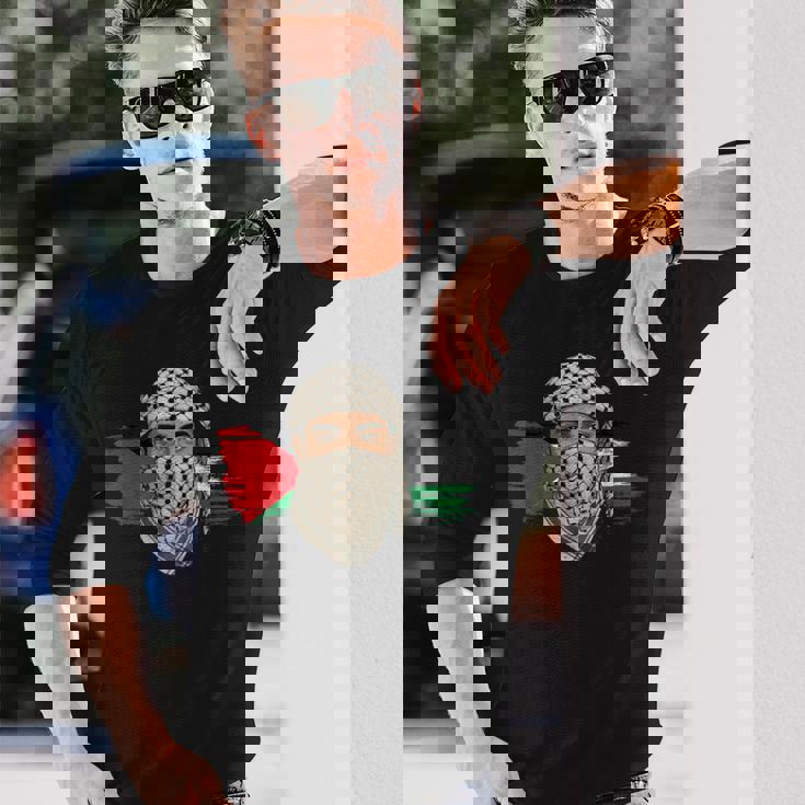 Keffiyehスカーフのパレスチナの若い男 パレスチナサポーター 長袖Tシャツ 彼への贈り物