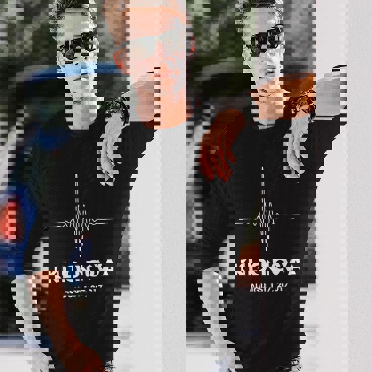 Kilonova 重力波 天文学科学 長袖Tシャツ 彼への贈り物